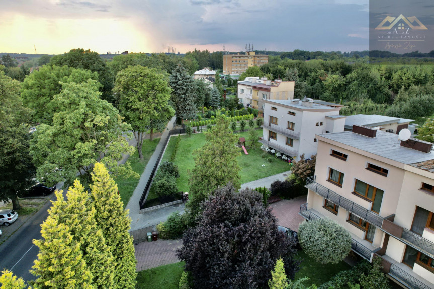 Tarnów, Zamieszkaj w centrum Tarnowa w domu z basenem....., domkiem rekreacyjnym, pięknym ogrodem.