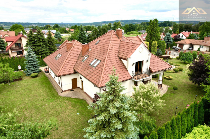 tarnowski, Tarnów, Koszyce Małe, Rezydencja z wyposażeniem