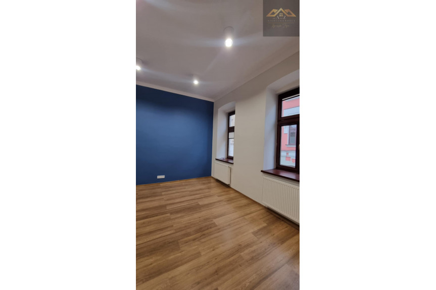 Tarn&oacute;w, Wałowa, Lokale biurowe