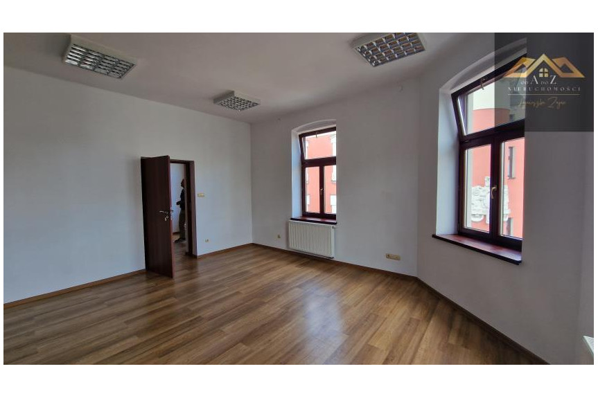 Tarn&oacute;w, Wałowa, Lokale biurowe, r&oacute;żne powierzchnie