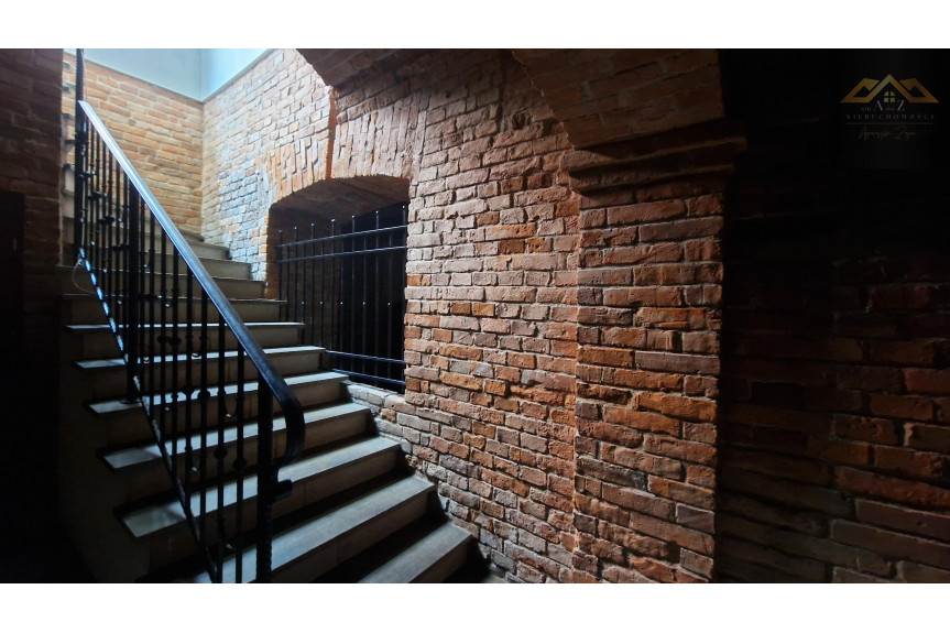 Tarn&oacute;w, Gotowy lokal pod działalność gastronomiczną, gotowy z zapleczem kuchennym, witryny