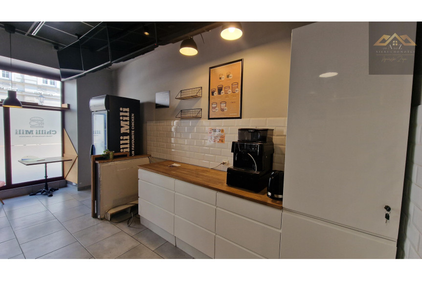 Tarn&oacute;w, Gotowy lokal pod działalność gastronomiczną, gotowy z zapleczem kuchennym, witryny