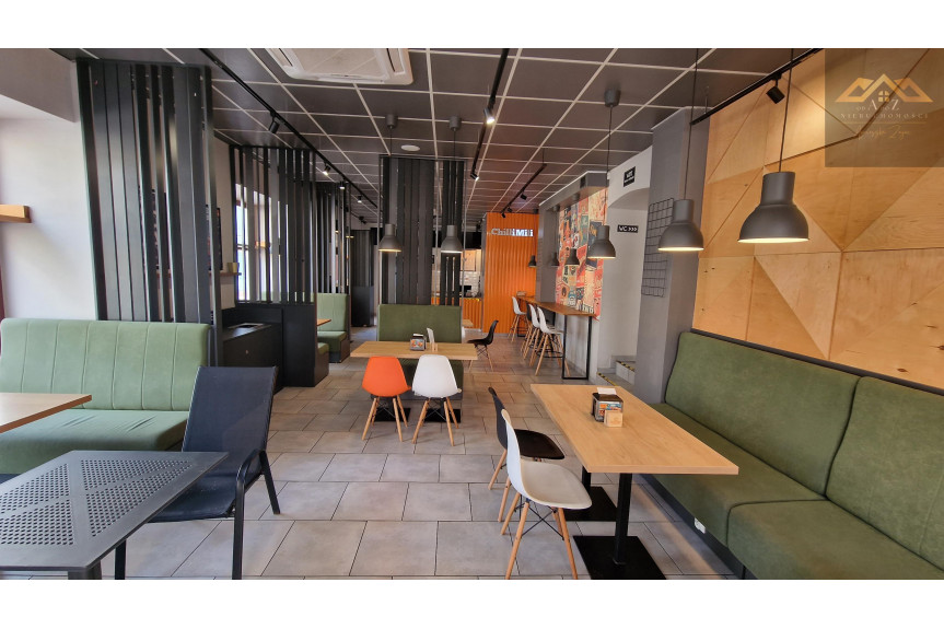 Tarn&oacute;w, Gotowy lokal pod działalność gastronomiczną, gotowy z zapleczem kuchennym, witryny