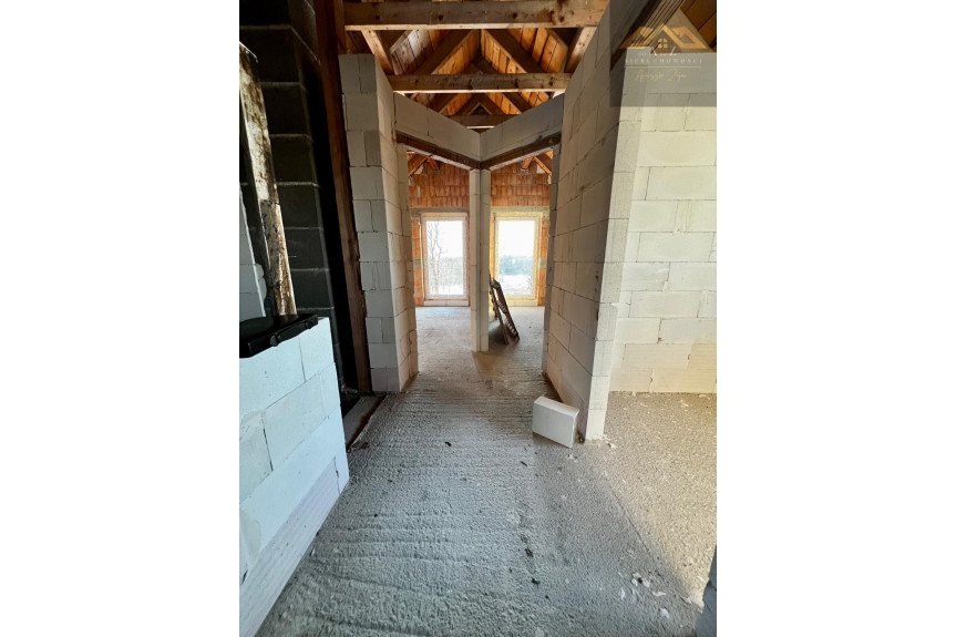 tarnowski, Lisia G&oacute;ra, Dom pod miastem na hektarowej działce