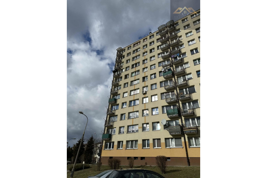 Tarn&oacute;w, mieszkanie do remontu, 1 piętro winda