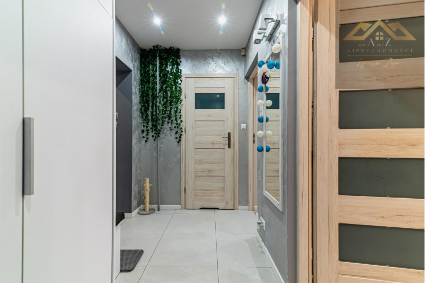 Tarn&oacute;w, Mieszkanie na sprzedaż