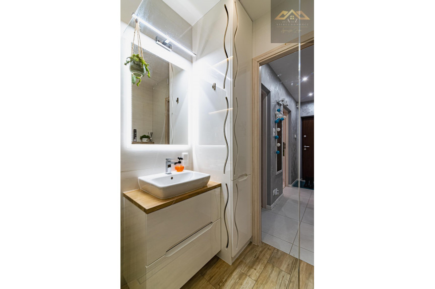 Tarn&oacute;w, Mieszkanie na sprzedaż