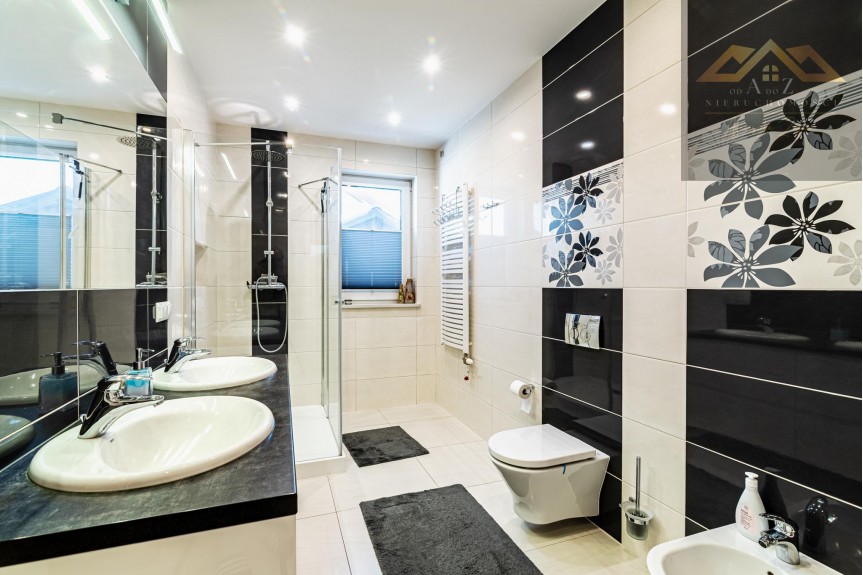 tarnowski, Skrzysz&oacute;w, Pog&oacute;rska Wola, Nowoczesny dom w Pog&oacute;rskiej Woli, gmina Skrzysz&oacute;w