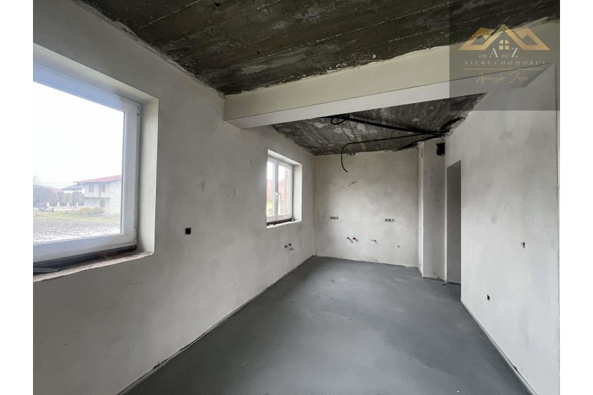 dąbrowski, Dąbrowa Tarnowska, 4 km od Dąbrowy Tarnowskiej