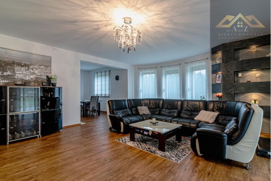 tarnowski, Tuch&oacute;w, Piotrkowice, Wyjątkowo położ&oacute;na willa podmiejska