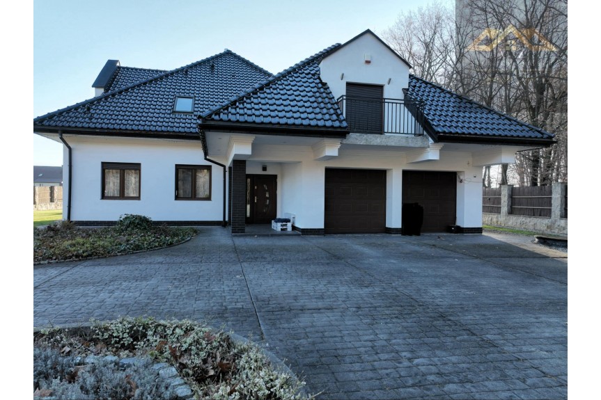 tarnowski, Tuch&oacute;w, Piotrkowice, Wyjątkowo położ&oacute;na willa podmiejska