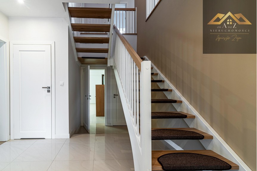 tarnowski, Tarn&oacute;w, Koszyce Małe, Brzozowa, Przestronny dom z dużą działką !