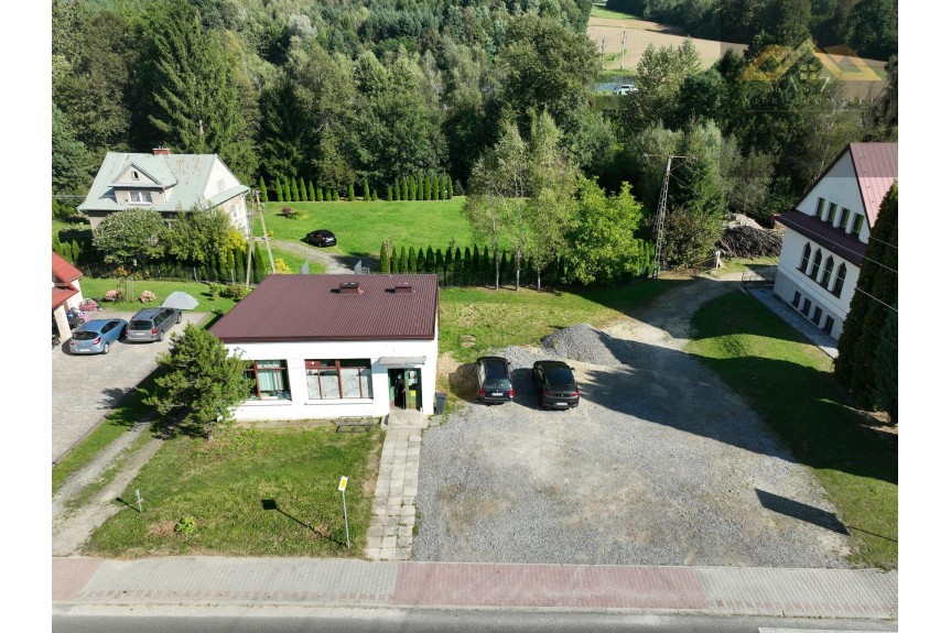 małopolskie, tarnowski, Ryglice, Joniny, Budynek handlowo - usługowy w Joninach