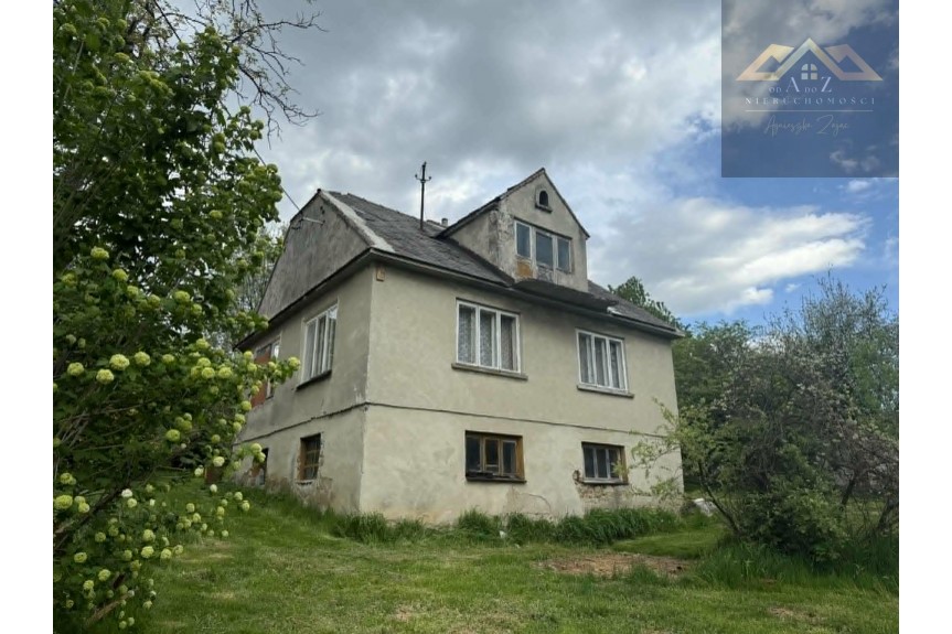 tarnowski, Skrzysz&oacute;w, Łękawica, Budynek mieszkalny wraz ze stodołą, położony z dala od zabudowań