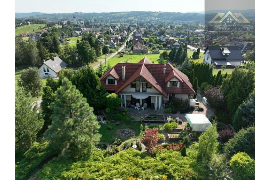 tarnowski, Tuch&oacute;w, Na sprzedaż dom w Tuchowie o pow. 279,35 m2
