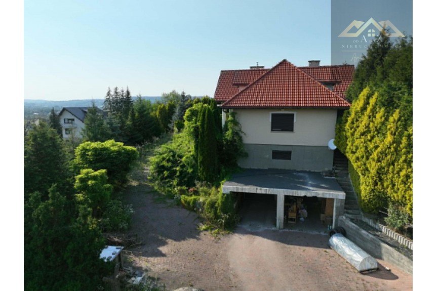 tarnowski, Tuch&oacute;w, Na sprzedaż dom w Tuchowie o pow. 279,35 m2