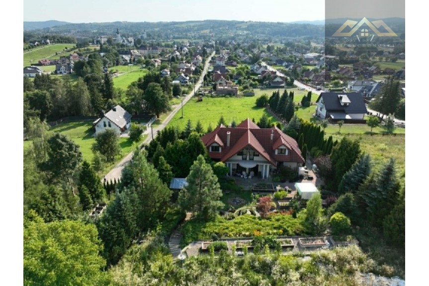 tarnowski, Tuch&oacute;w, Na sprzedaż dom w Tuchowie o pow. 279,35 m2