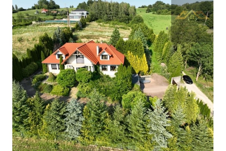 tarnowski, Tuch&oacute;w, Na sprzedaż dom w Tuchowie o pow. 279,35 m2