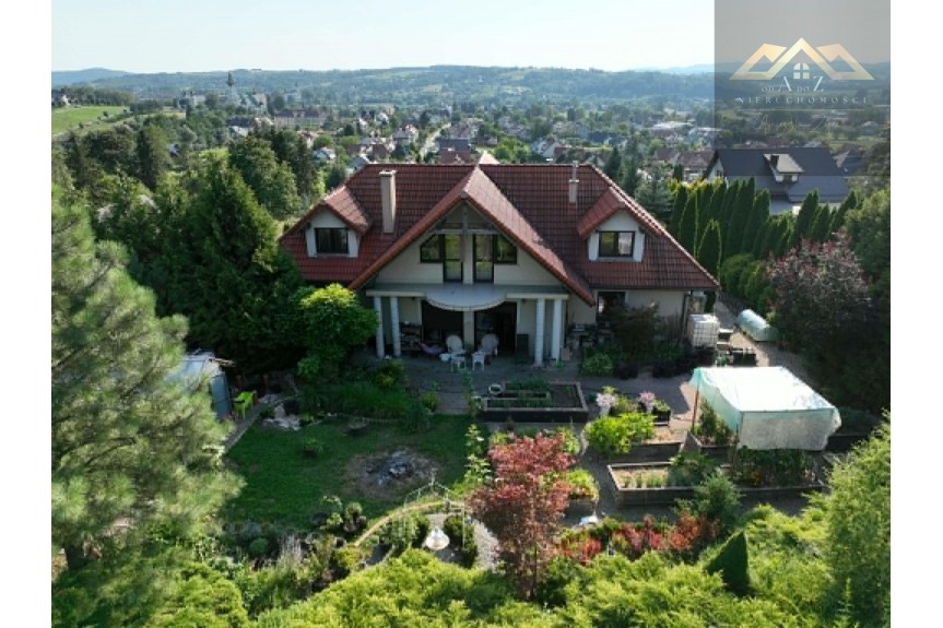 tarnowski, Tuch&oacute;w, Na sprzedaż dom w Tuchowie o pow. 279,35 m2