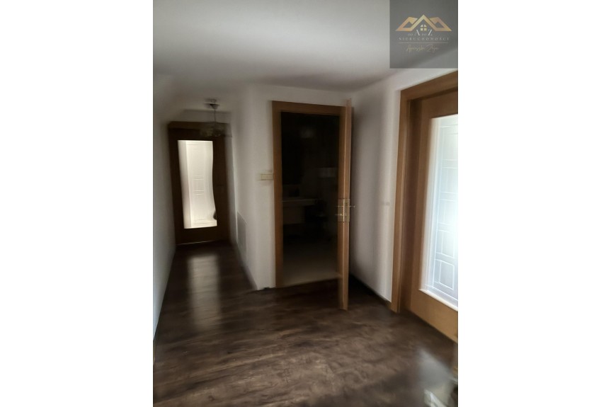 tarnowski, Tuch&oacute;w, Na sprzedaż dom w Tuchowie o pow. 279,35 m2
