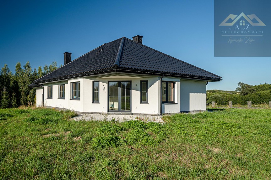 dębicki, Pilzno, Łęki Dolne, Wyjątkowy dom W Łękach Dolnych