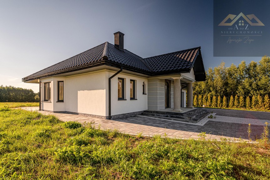 dębicki, Pilzno, Łęki Dolne, Wyjątkowy dom W Łękach Dolnych