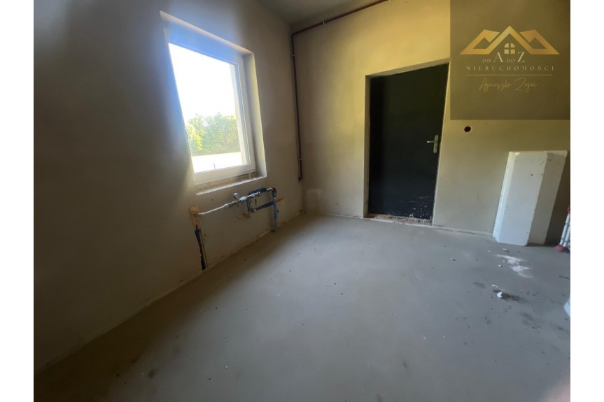 dębicki, Czarna, Żdżary, Nowy dom przy lesie